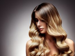 Tips Merawat Rambut yang Benar dengan Aplikasi Vitamin dari Ellips Berikut!